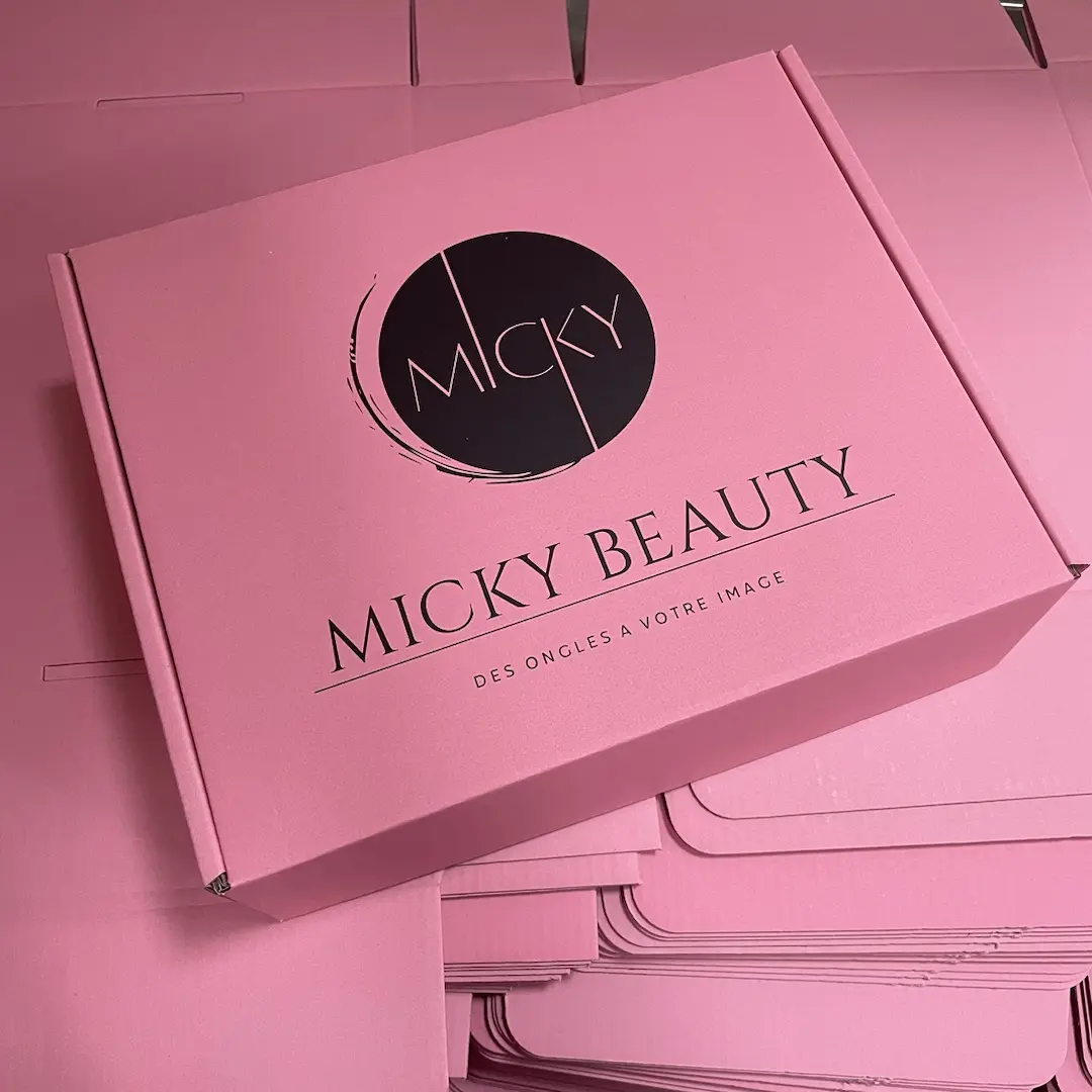 pink mailer box (3)