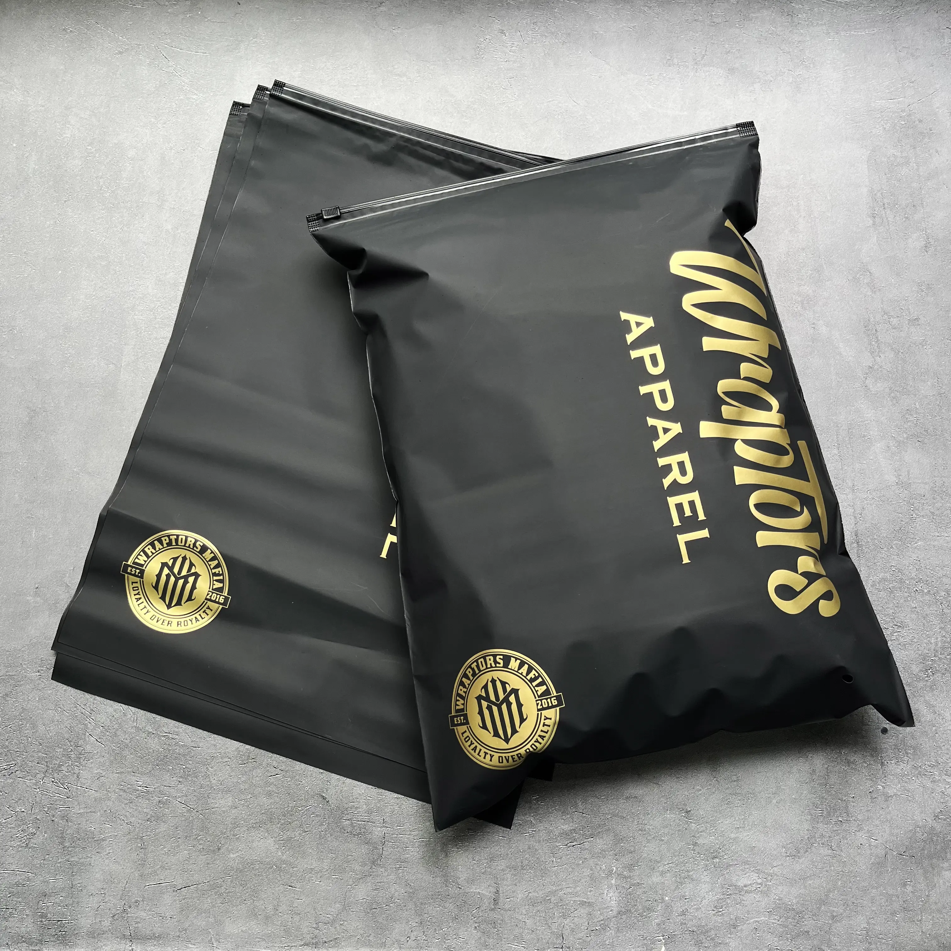 Luxury matte black zipper bag with logo custom