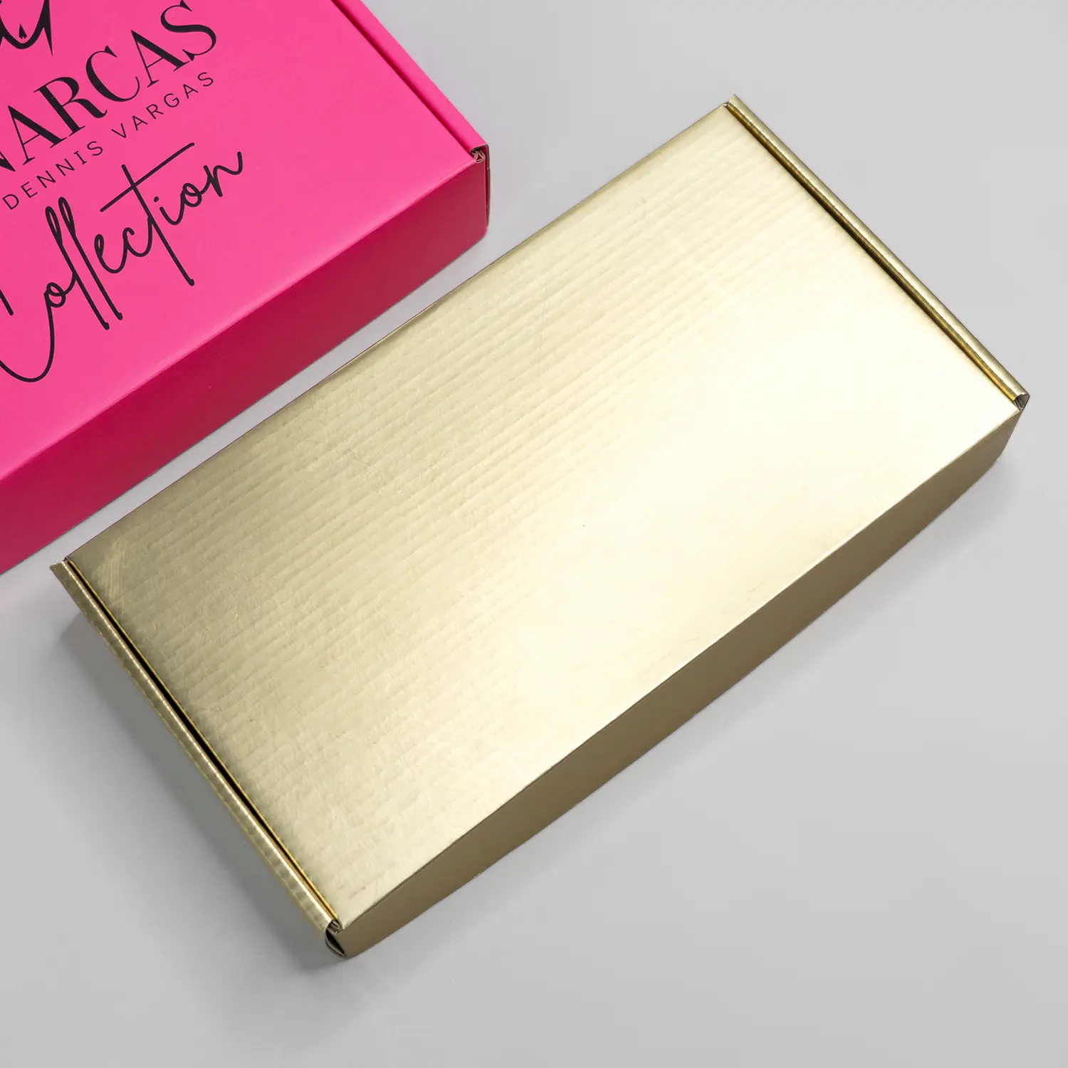Luxury gold express courier paper box with custom logo