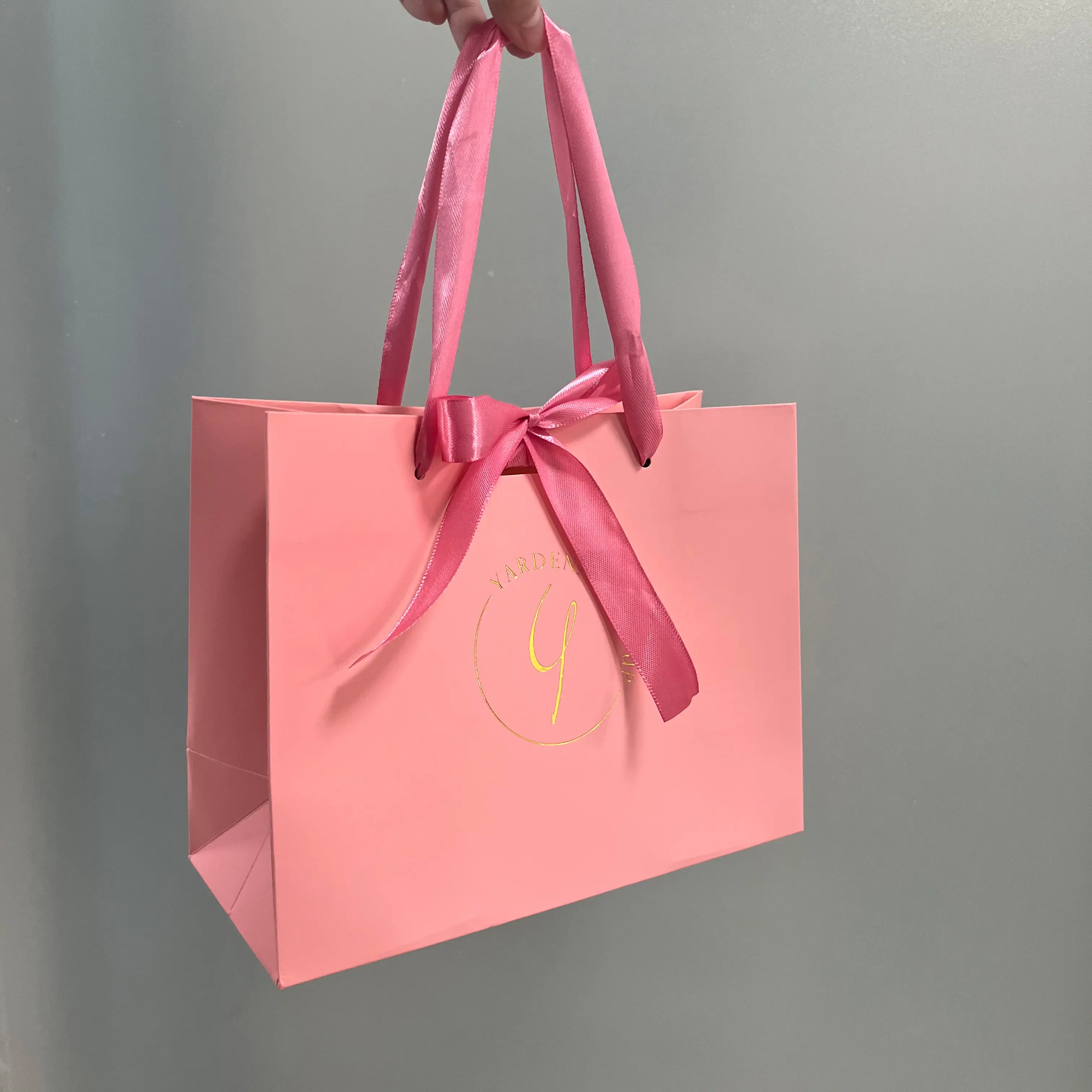 Custom Pink Paper Gift Bag With Logo Printed